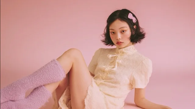 파스텔 Y2K 룩북